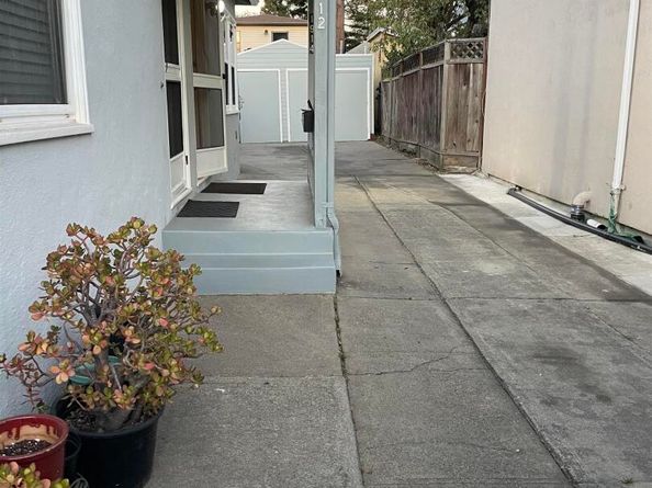 1912 Lafayette St, Alameda CA 94501