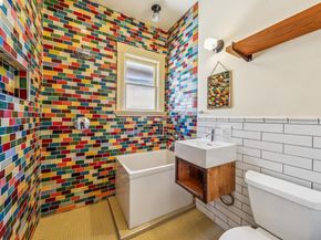 821 32nd, Oakland CA 94608