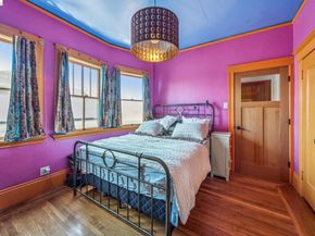 821 32nd, Oakland CA 94608