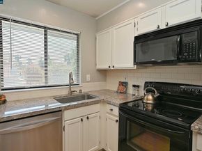 94 Elder Dr H, Pacheco CA 94553