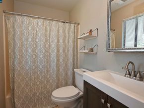 94 Elder Dr H, Pacheco CA 94553