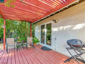 1219 Saint Elizabeth Ct, Concord CA 94518