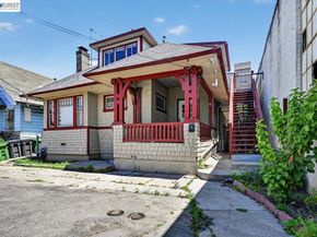 950 Loomis Ct, Oakland CA 94606