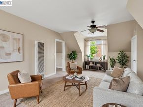 950 Loomis Ct, Oakland CA 94606