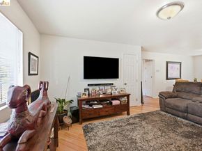 5936 Martin Luther King Jr Way, Oakland CA 94609