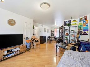 5936 Martin Luther King Jr Way, Oakland CA 94609