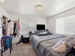 5936 Martin Luther King Jr Way, Oakland CA 94609