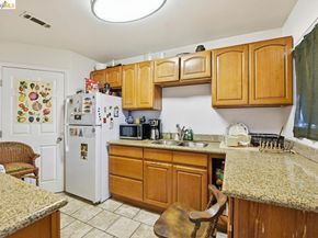 5936 Martin Luther King Jr Way, Oakland CA 94609