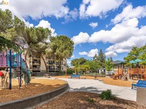 1790 Ellis Street 38, Concord CA 94520