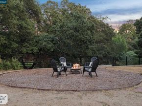 116 Castle Rock Lane, Walnut Creek CA 94598