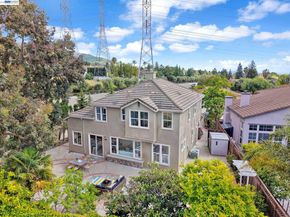 11 Meadows Ct, Fremont CA 94539