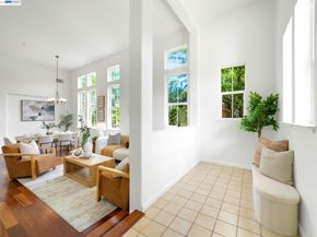 11 Meadows Ct, Fremont CA 94539