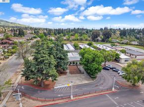 11 Meadows Ct, Fremont CA 94539
