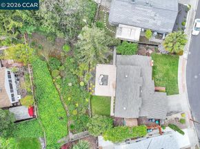 425 Roanoke Dr, Martinez CA 94553