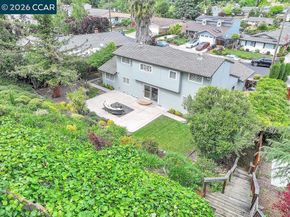 425 Roanoke Dr, Martinez CA 94553