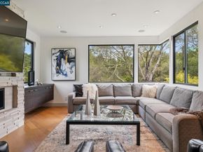 32 Los Dedos Road, Orinda CA 94563