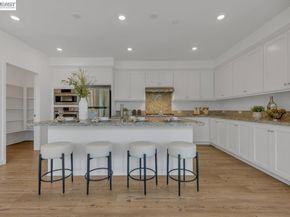 5700 Central Pkwy 202, Dublin CA 94568