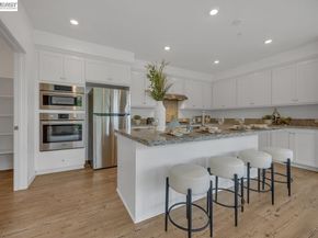 5700 Central Pkwy 202, Dublin CA 94568