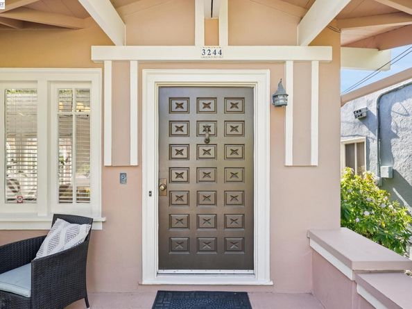3244 Fernside Blvd, Alameda CA 94501