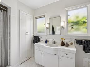 2541 Hilgard Ave, Berkeley CA 94709