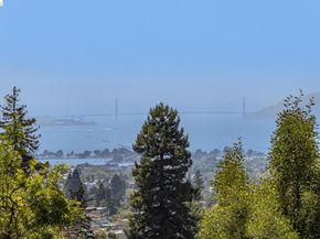 2541 Hilgard Ave, Berkeley CA 94709