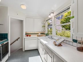 2541 Hilgard Ave, Berkeley CA 94709