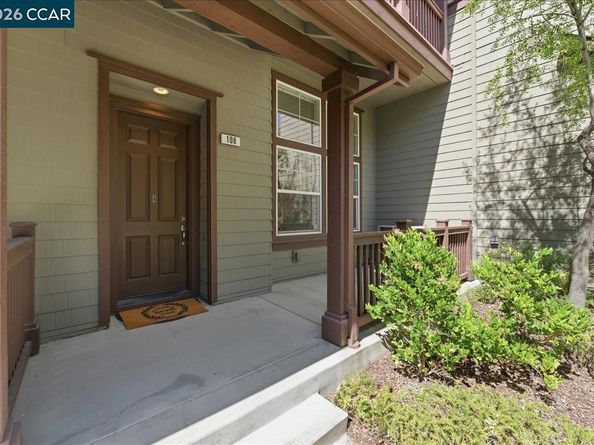 108 Serra Way, San Pablo CA 94806