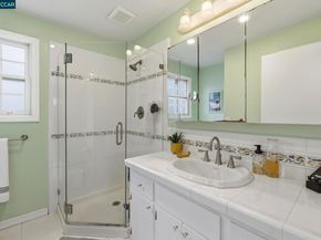 1225 Ulfinian Way, Martinez CA 94553
