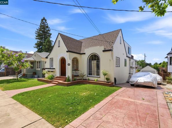 1225 Ulfinian Way, Martinez CA 94553