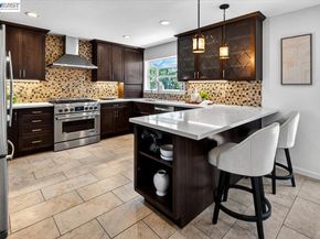 4592 Edwards Ln, Castro Valley CA 94546