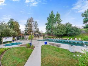 2538 Yerba Hills Ct, San Jose CA 95121