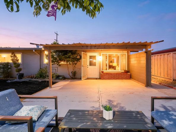 27488 Bahama Ave, Hayward CA 94545