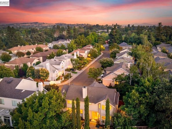 282 Del Valle Ct, Pleasanton CA 94566