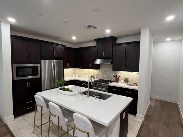 1233 Merry Loop, Milpitas CA 95035