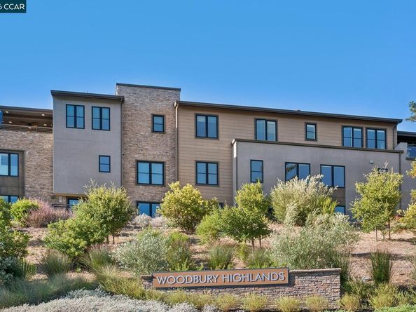 25 Woodbury Highlands Ct 21, Lafayette CA 94549
