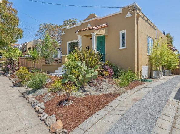 3714 High St, Oakland CA 94619