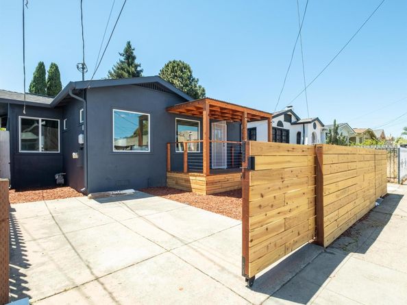5573 Harvey Ave, Oakland CA 94621