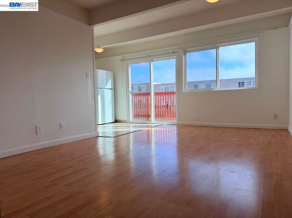 576 Sylvan St 20, Daly City CA 94014