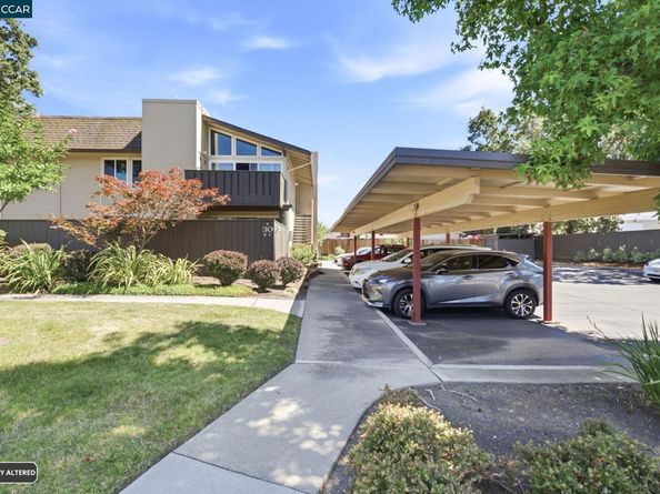 30 Massolo Dr B, Pleasant Hill CA 94523
