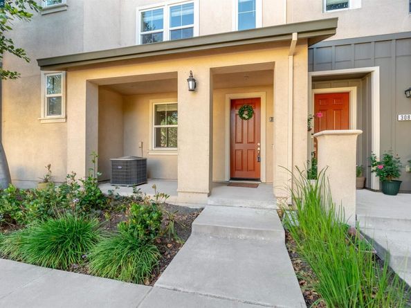 3091 Madsen St, Hayward CA 94541