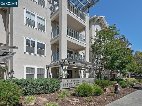 1840 Tice Creek Dr 2205, Walnut Creek CA 94595