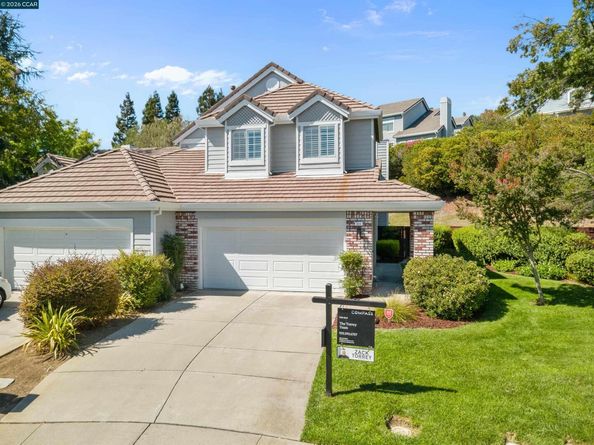511 Suisun Ct, Clayton CA 94517
