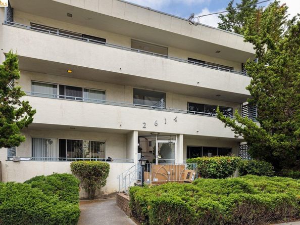 2614 Warring St 9, Berkeley CA 94704