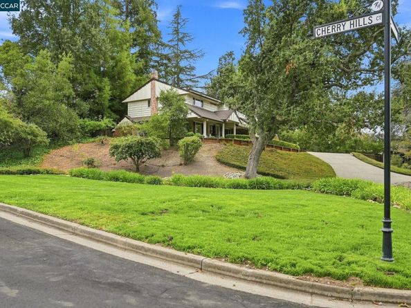 2516 Roundhill Dr, Alamo CA 94507