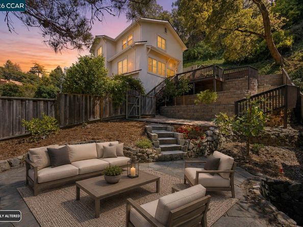 5535 Moraga Ave, Oakland CA 94611