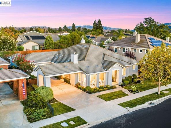 2398 Bettona St, Livermore CA 94550