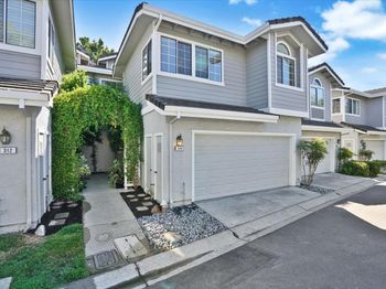 314 W Meadows Ln