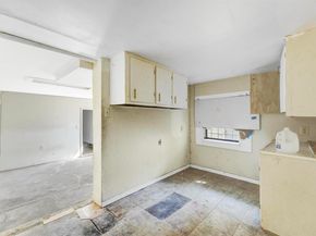 2713 Coolidge Ave, Oakland CA 94601