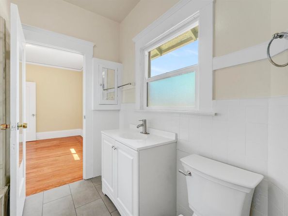2713 Coolidge Ave, Oakland CA 94601