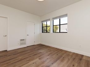 1565 32nd Street 4, Oakland CA 94608